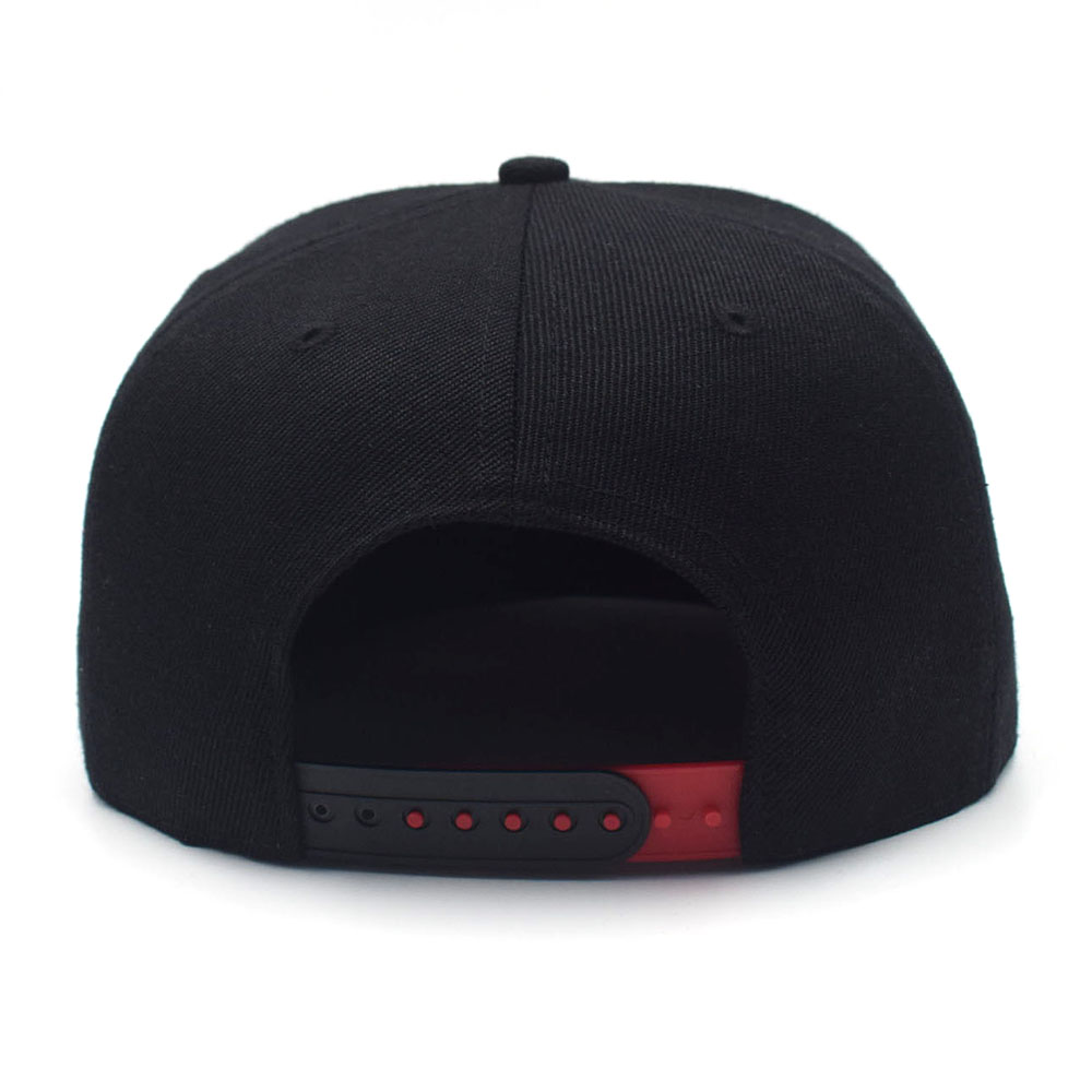 5 panels flat embroidery two color snapback caps