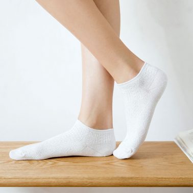 women’s thin hollow out crochet ankle socks