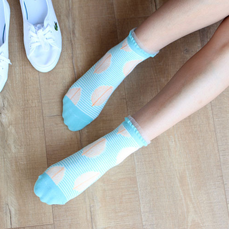 women’s lace mash cuff thin ankle socks