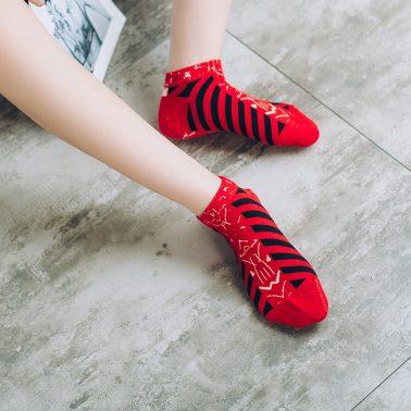 women’s casual and soft patterned ankle socks