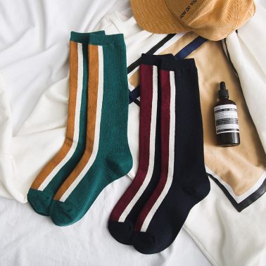 Women’s stretch and soft stripe crew socks